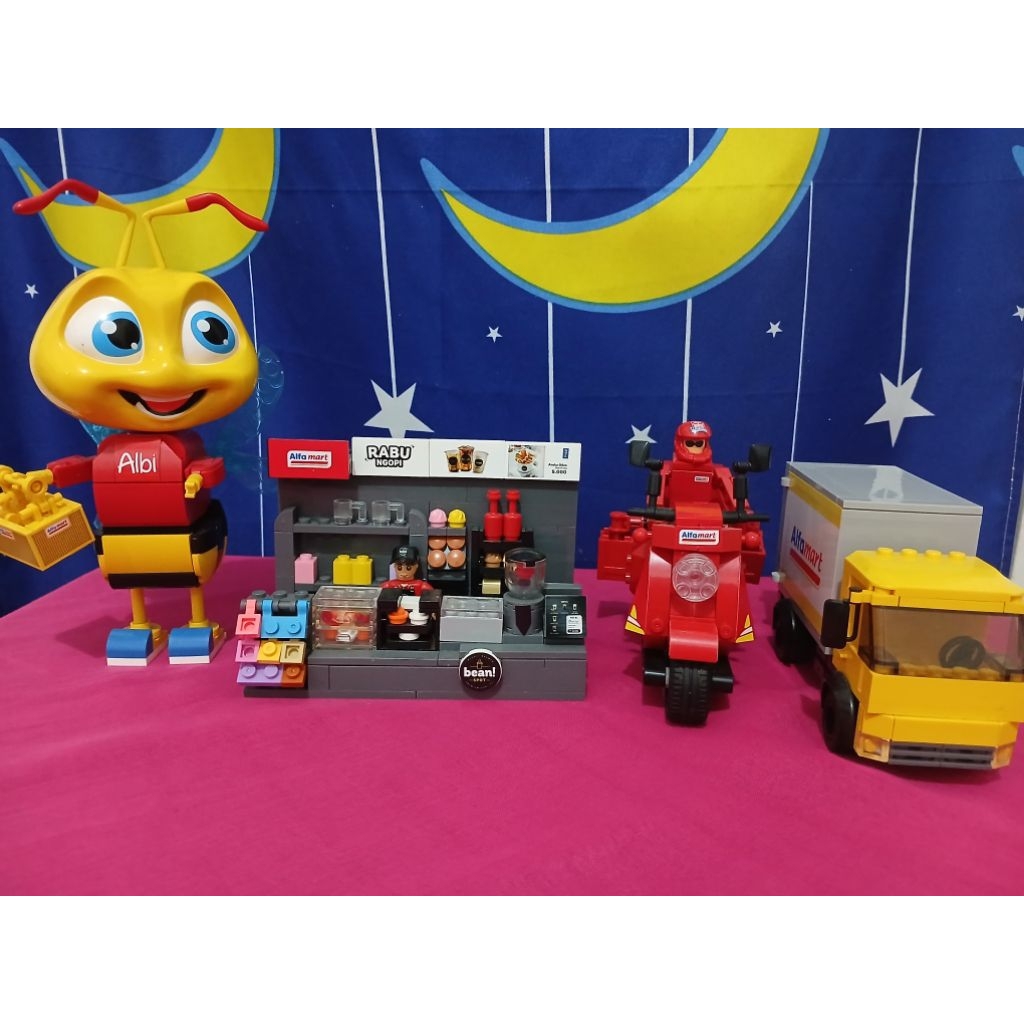 1 Paket Mainan Brick Alfamart