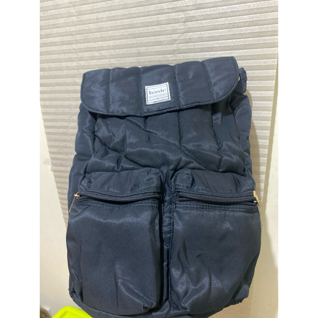 Tas backpack hitam Mayonette