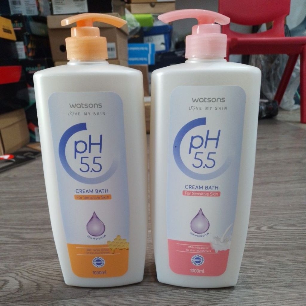 Sabun Watsons PH 5.5 Cream Bath