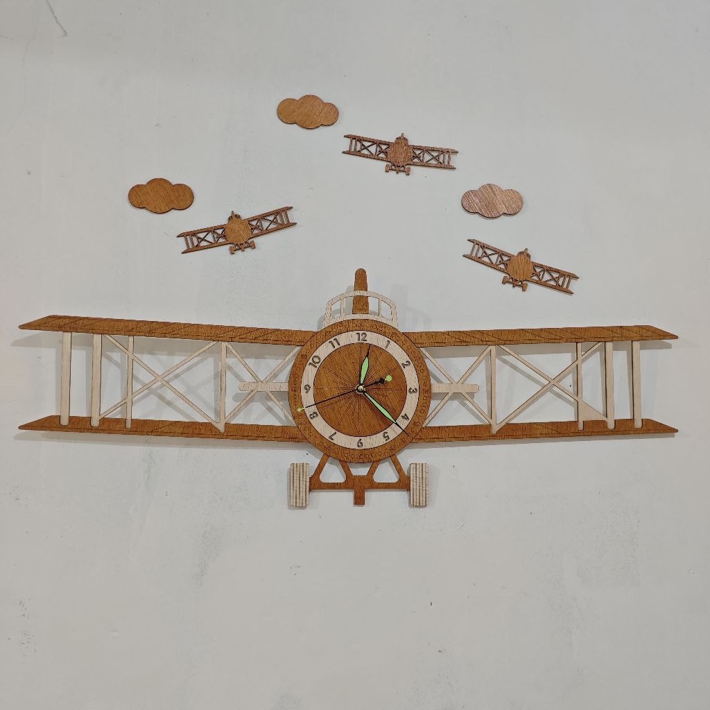 Jam Dinding Unik Model Pesawat Tempur 90×33cm Hiasan Jam Dinding Unik & Simpel Kamar Tidur Ruang Tam