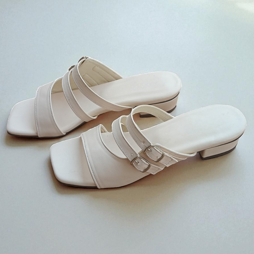 Sandal Slop Wanita Heels 3cm Bantalan Empuk Antislip