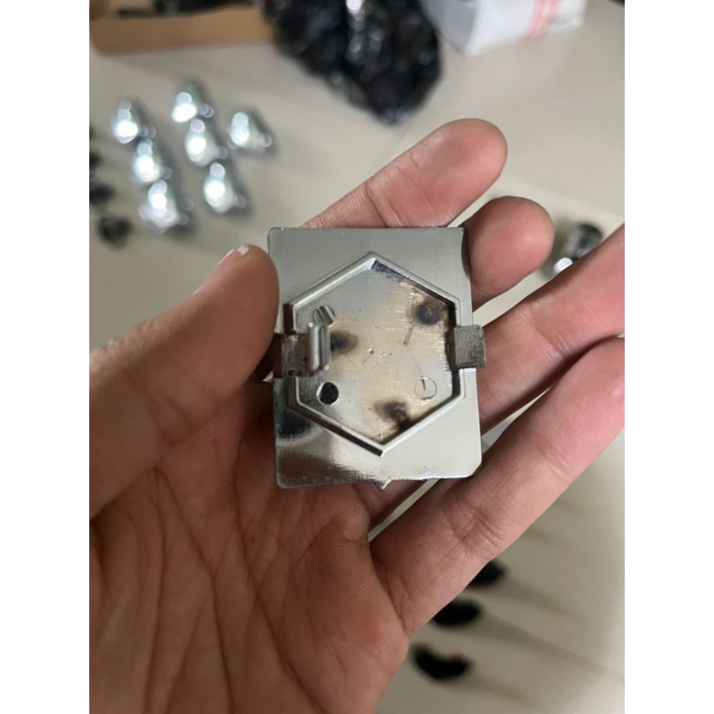 emblem dasi ori vespa matic sprint iget abs likenew