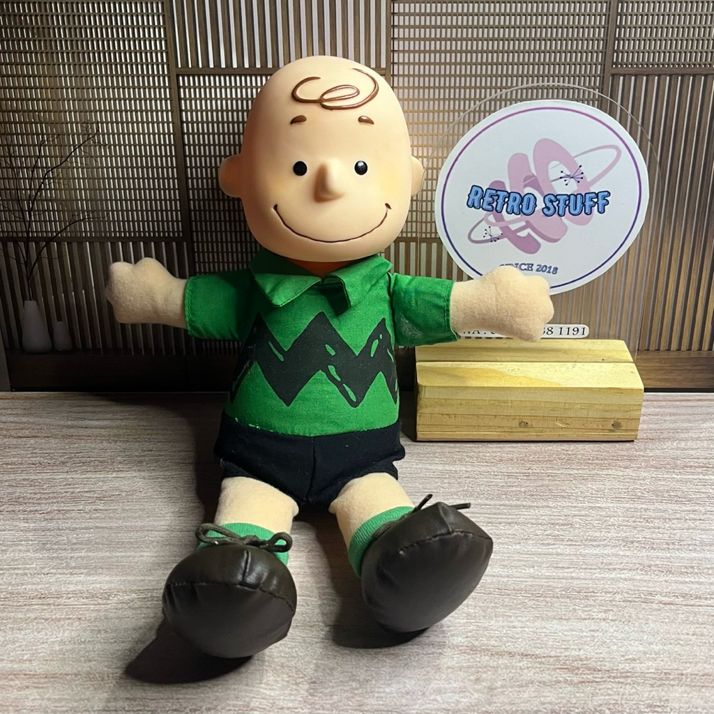 Boneka Snoopy Charlie Brown Kaus Hijau Ex Fastfood