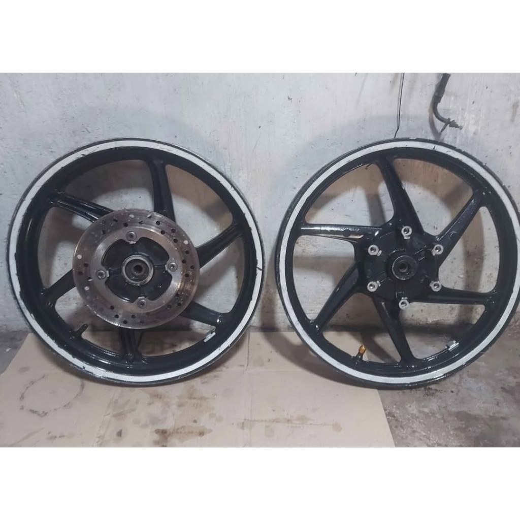 Veld Honda CB 150 R original /velg CBR 150 original