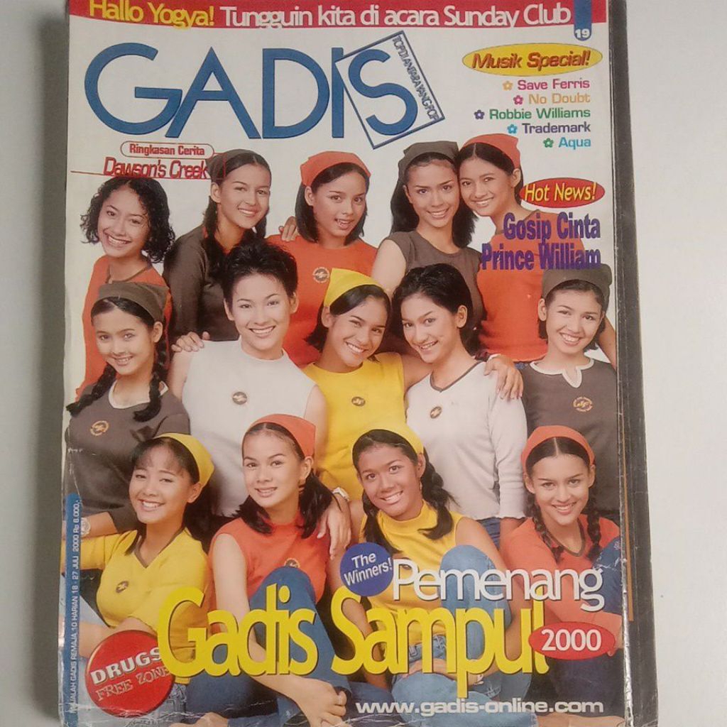 Majalah Gadis Tahun 2000 Cover 14 Finalis Gadis Sampul
