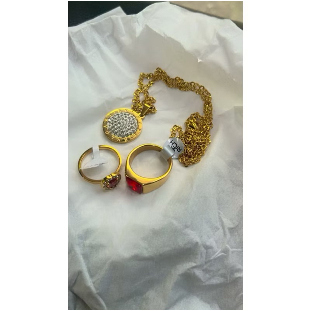 perhiasan titanium anti karat