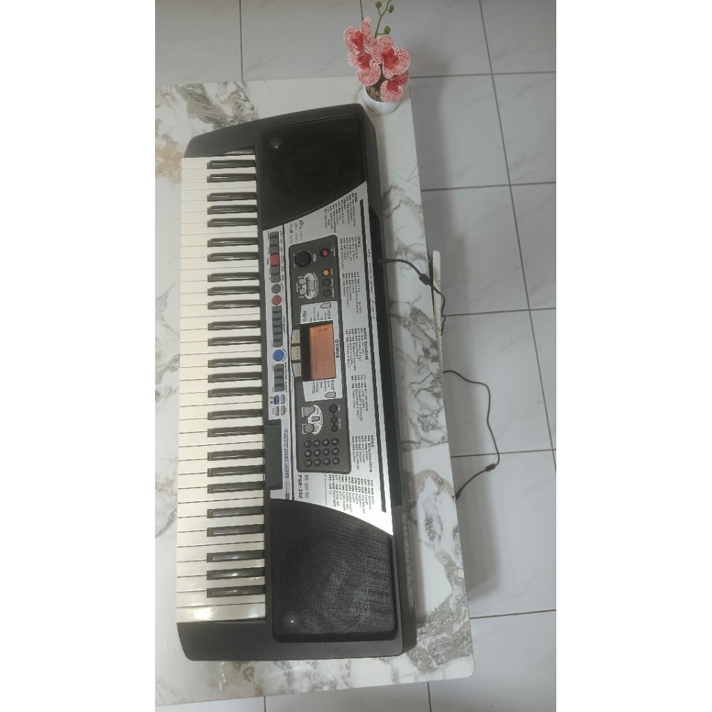 Keyboard yamaha PSR-340 Kondisi Normal