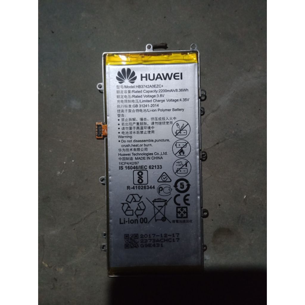 Baterai Huawei Y3 cro L22 original copotan