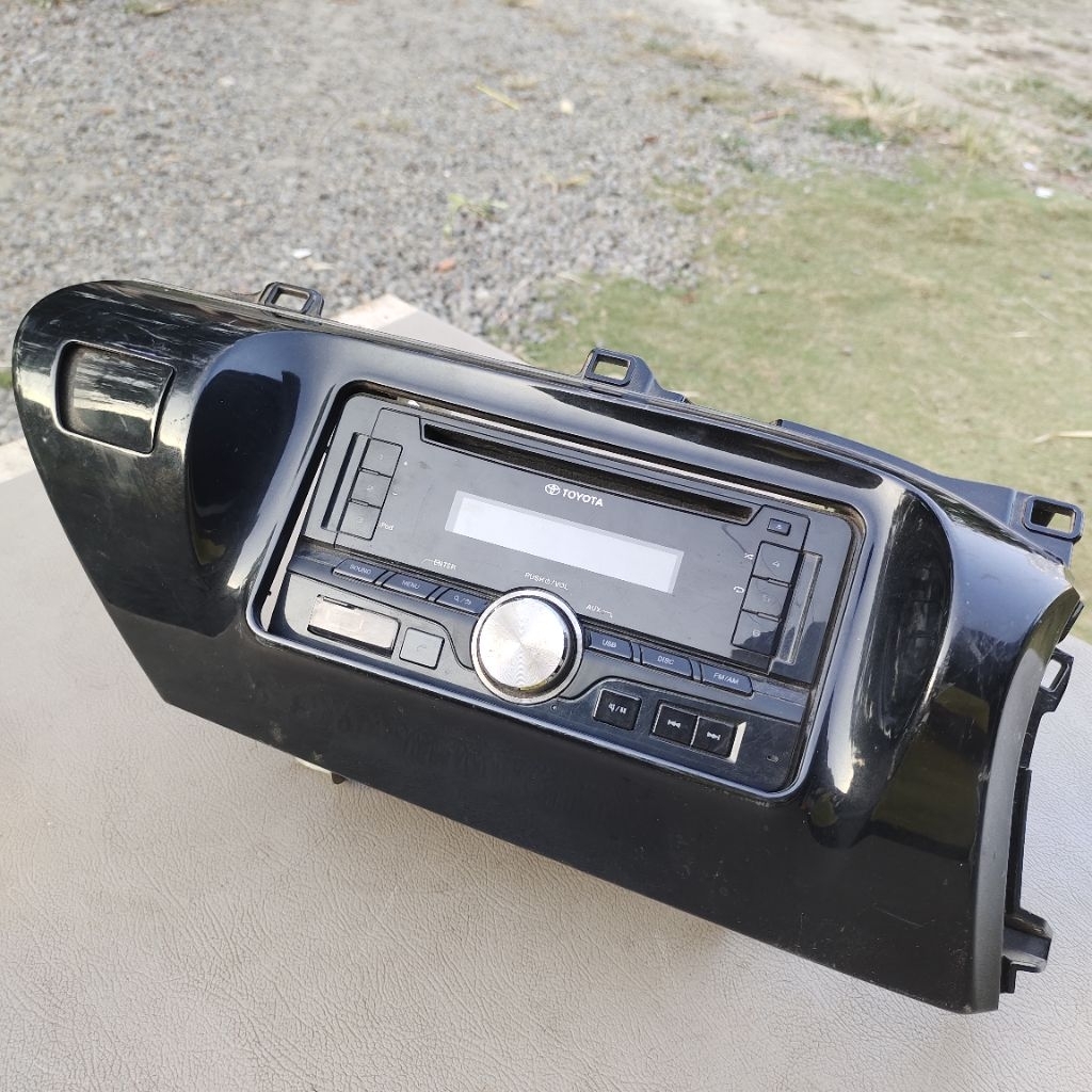 Head unit Double Din Kenwood DPX-514WBTITH copotan Hilux