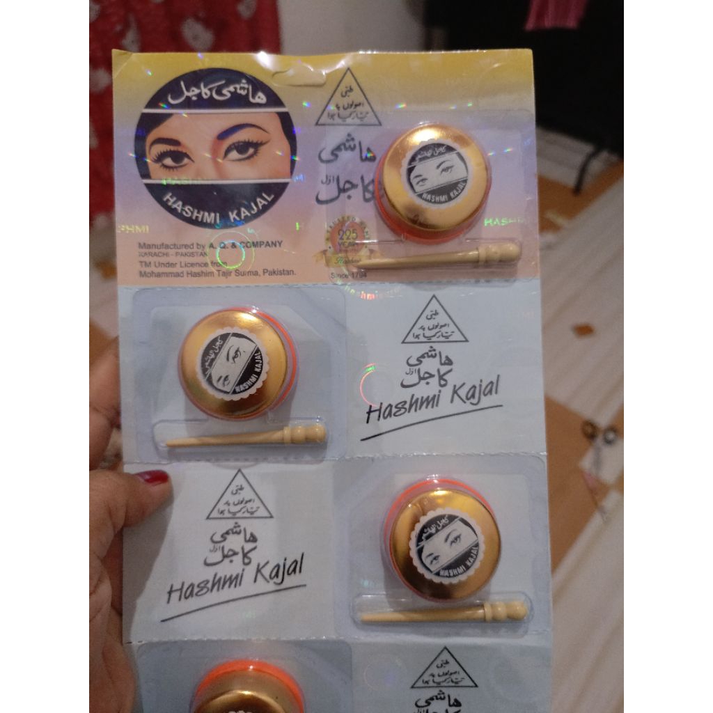 Celak Mata Hashmi Kajal bulat