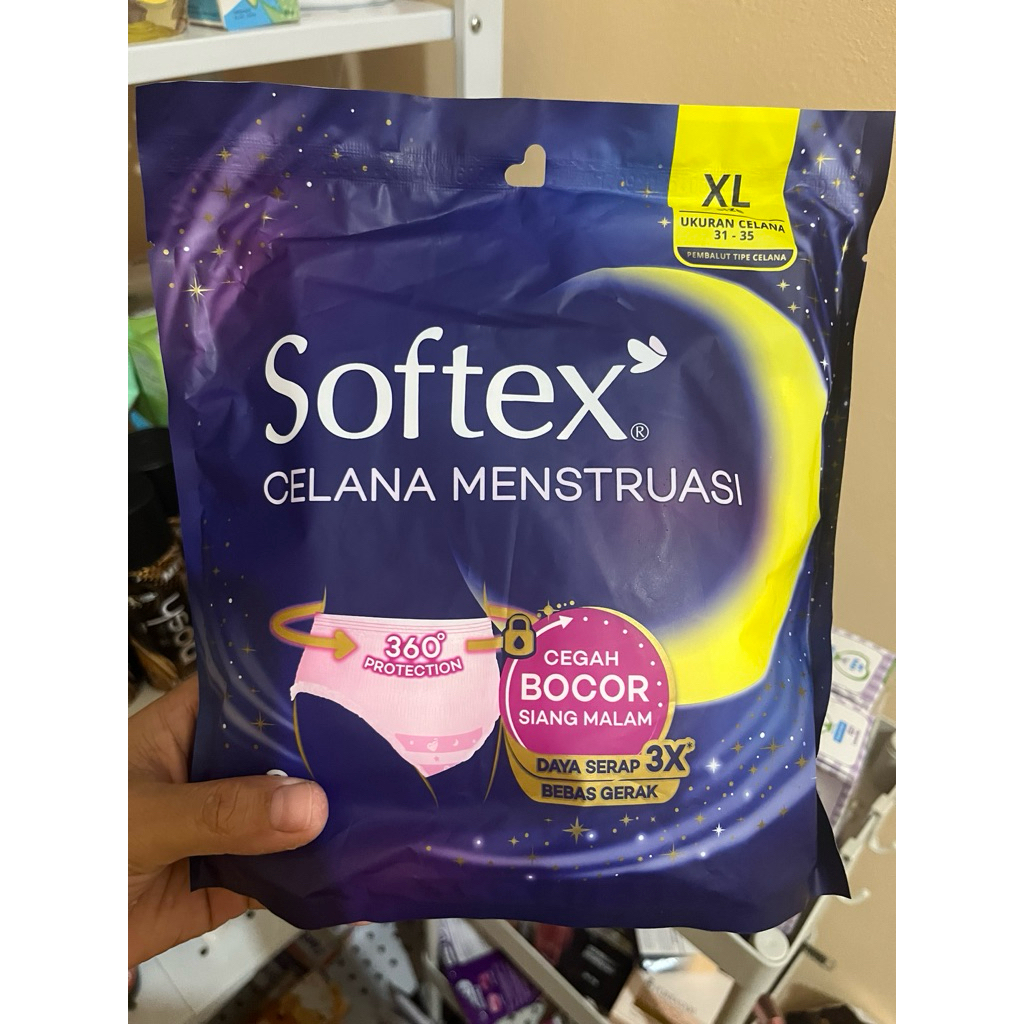 Softex celana menstruasi