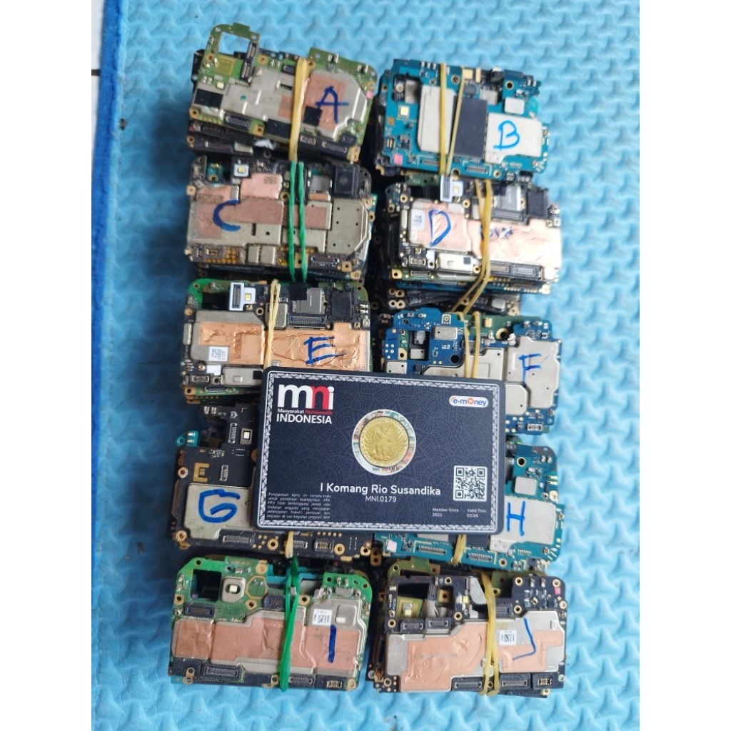 100 Pcs Mesin Handphone Android Bahan Service Atau Leburan