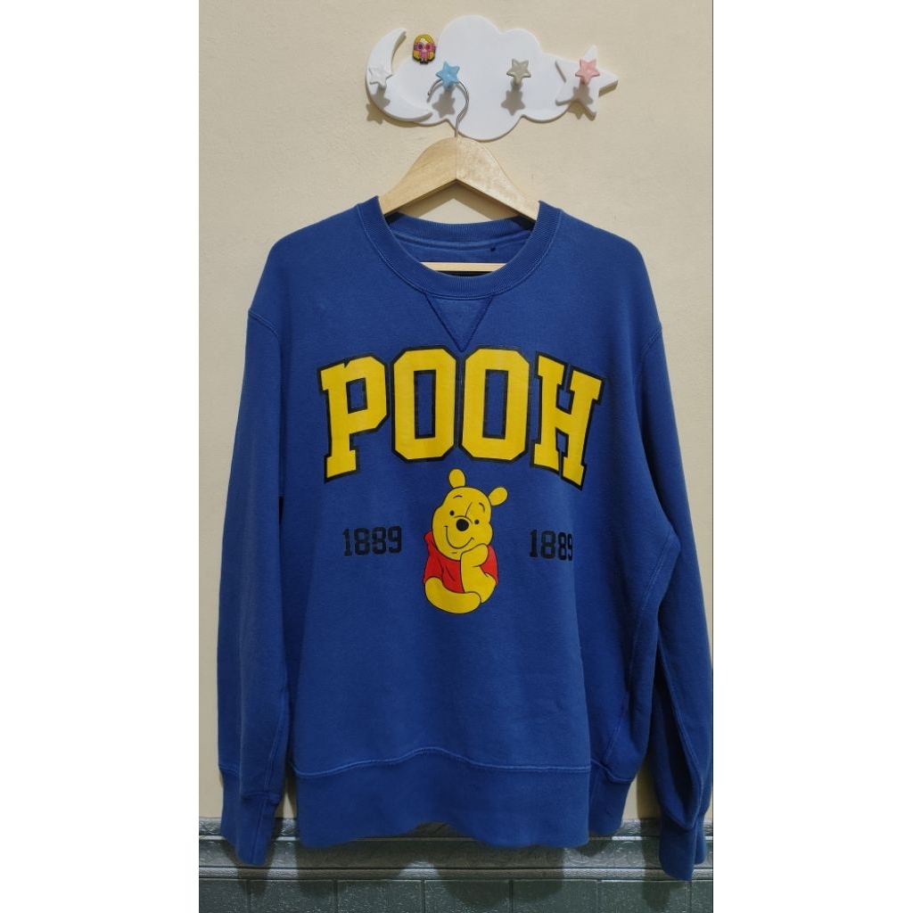 Crewneck UNIQLO Warna Birel Karakter Pooh
