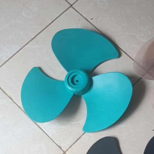 Baling-baling kipas maspion 16 inc