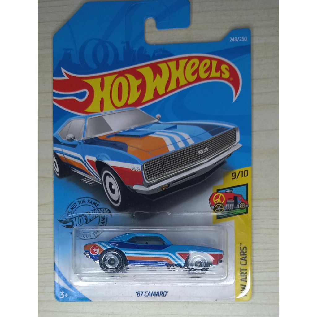 HOT WHEELS 67 CAMARO thr