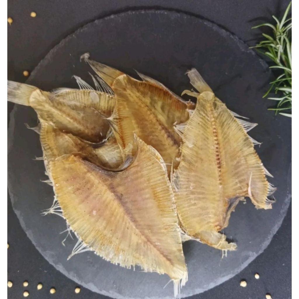 Ikan Pihi Tawar Kering Ikan Sebelah 500Grm Termurah