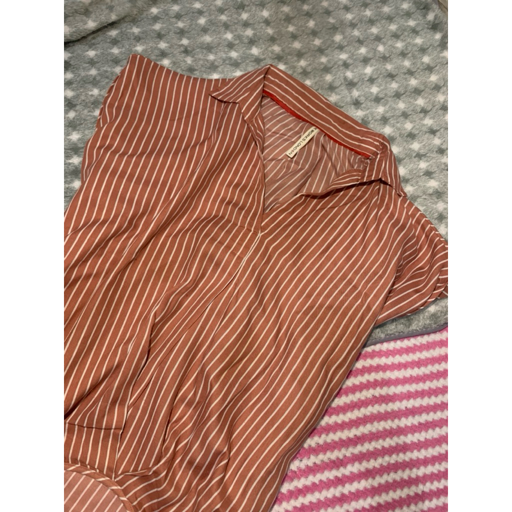 kemeja blonde boxy preloved