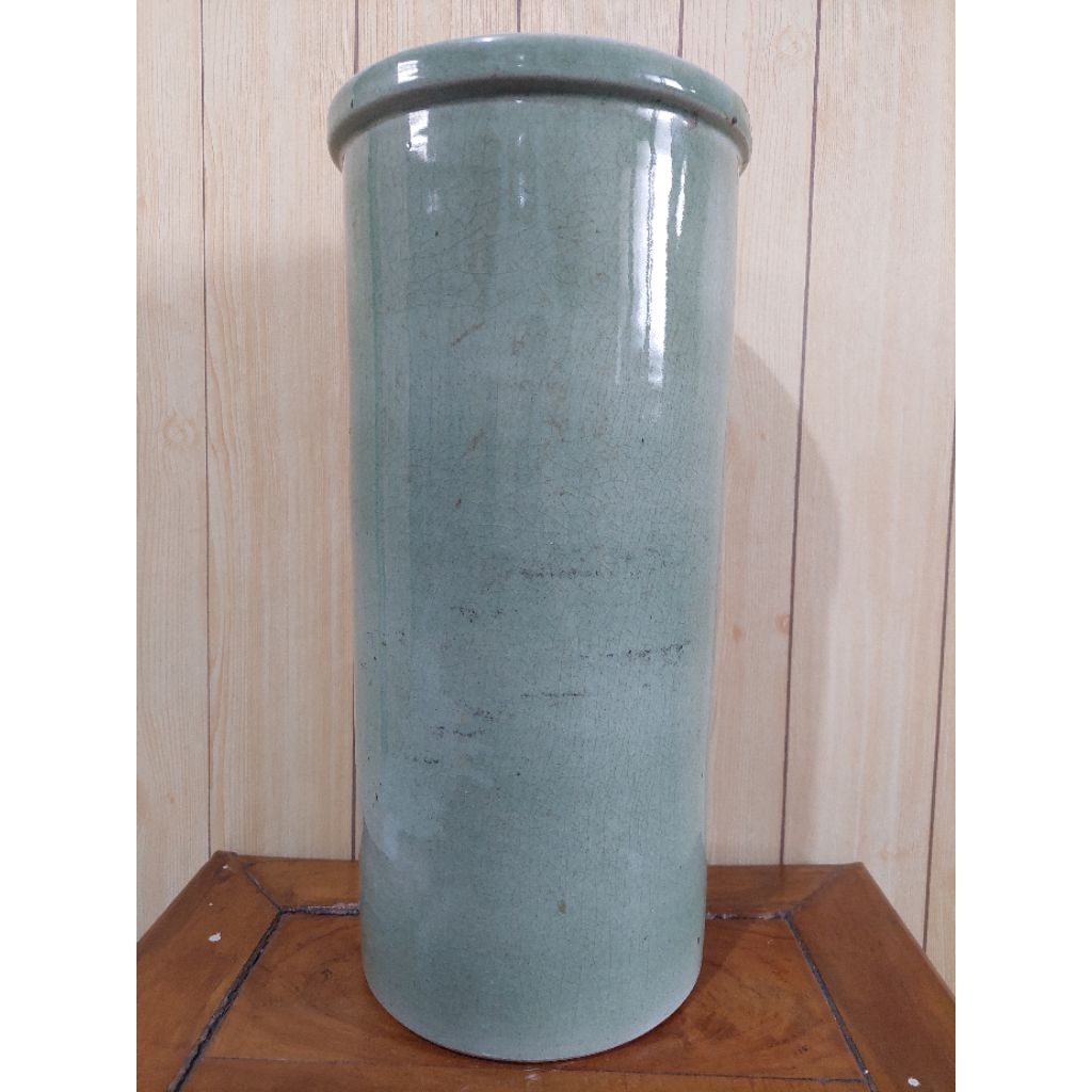 Celadon Guci Antik