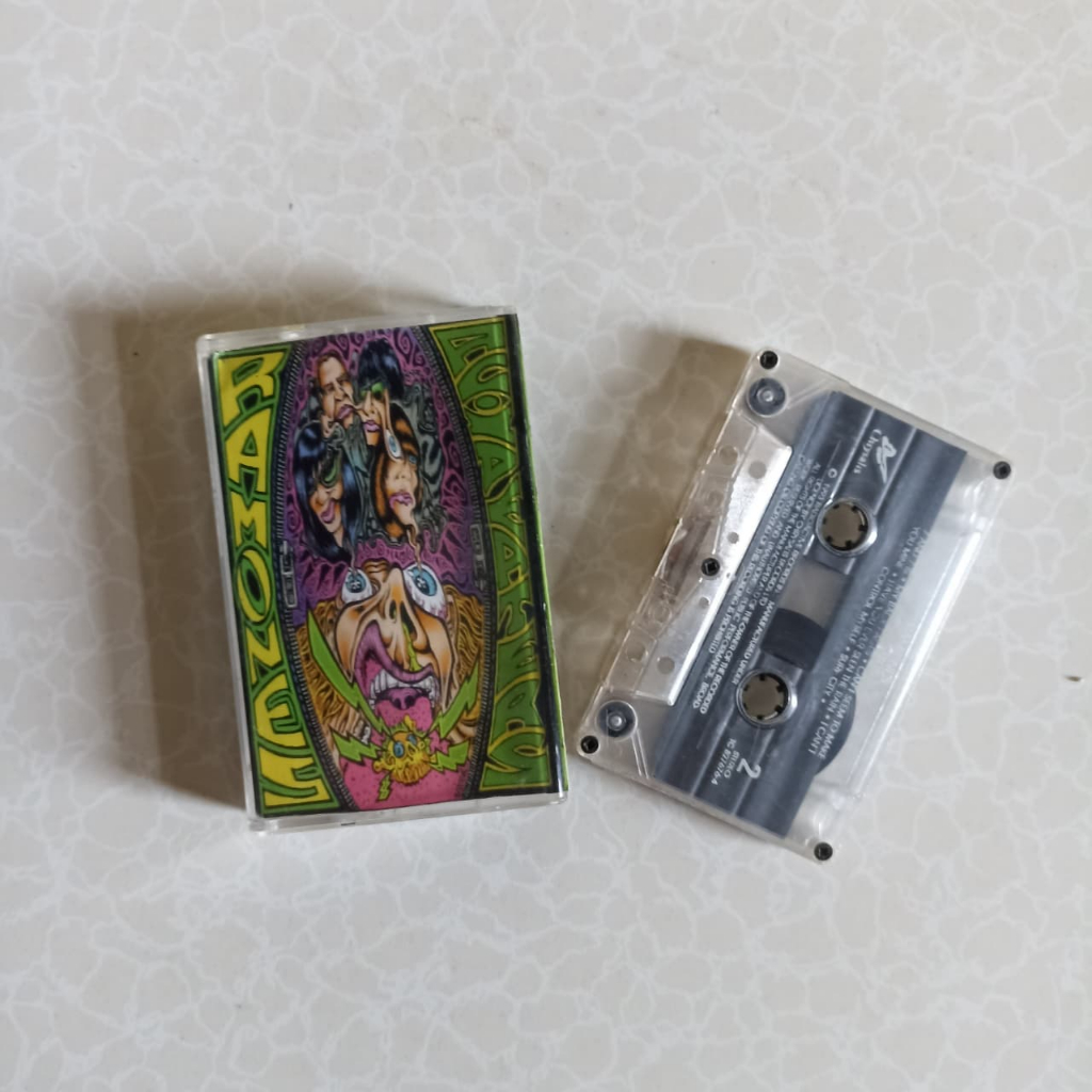 Kaset Pita Ramones - Acid Eaters Original kondisi Bagus