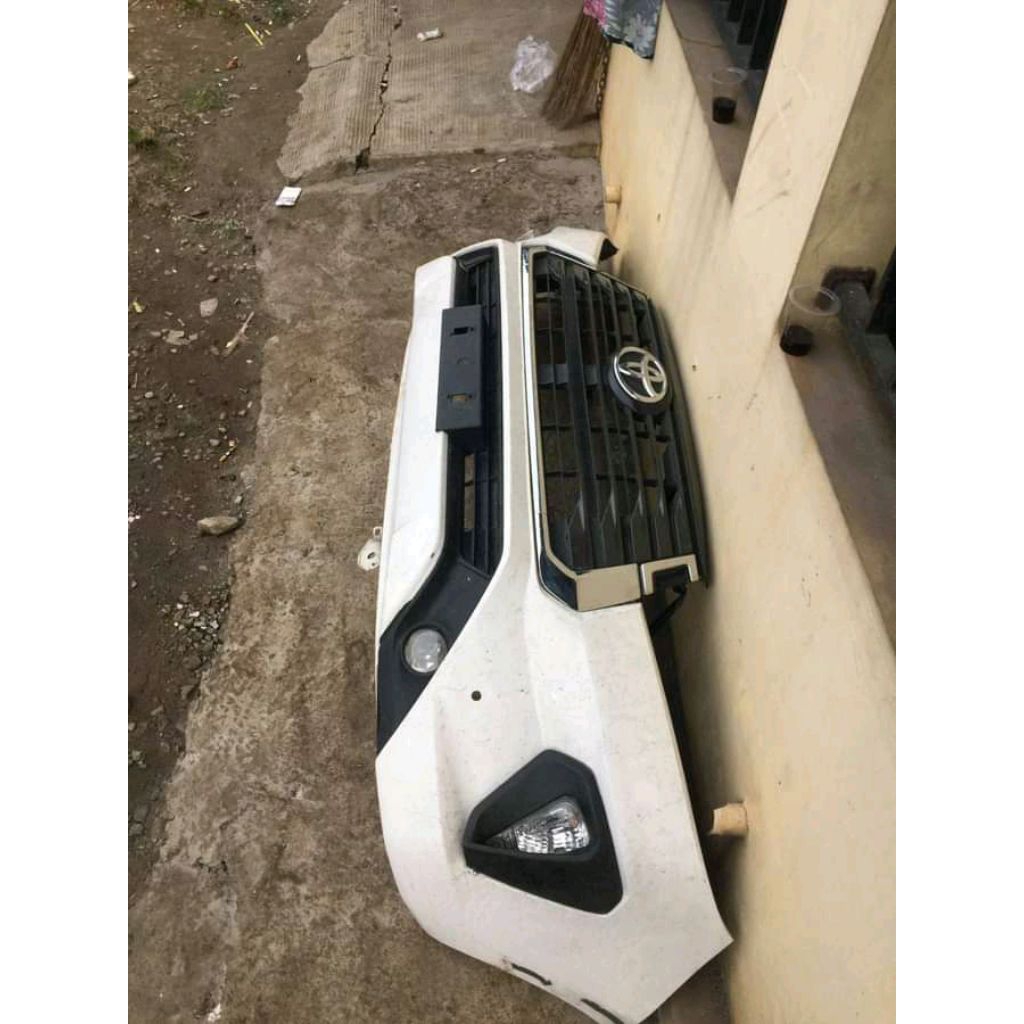 Bemper depan innova reborn facelift original