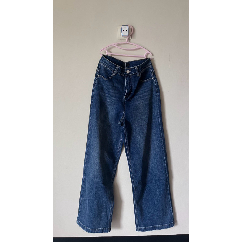 Yeona - Dune Jeans size M
