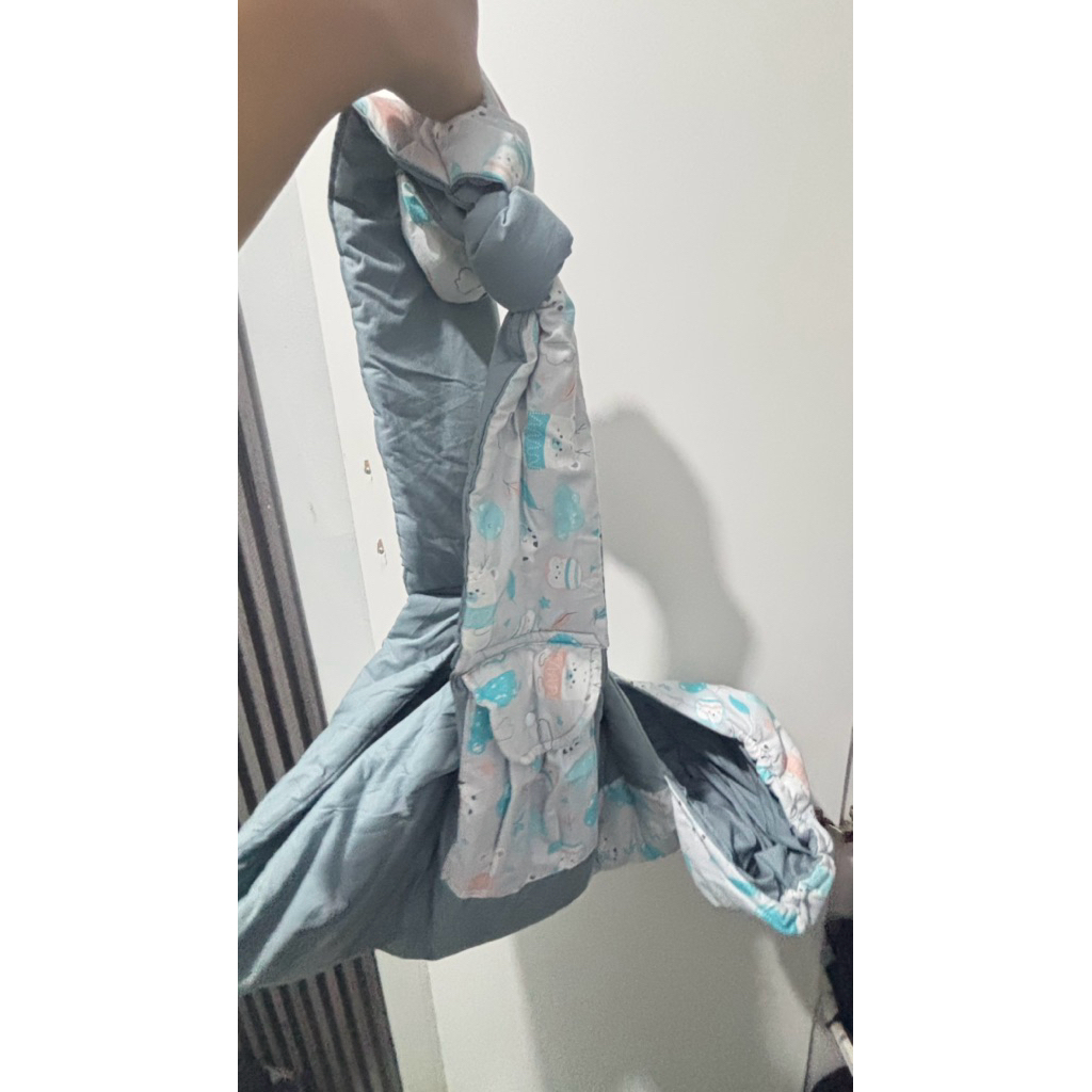 PL ( gendongan bayi )