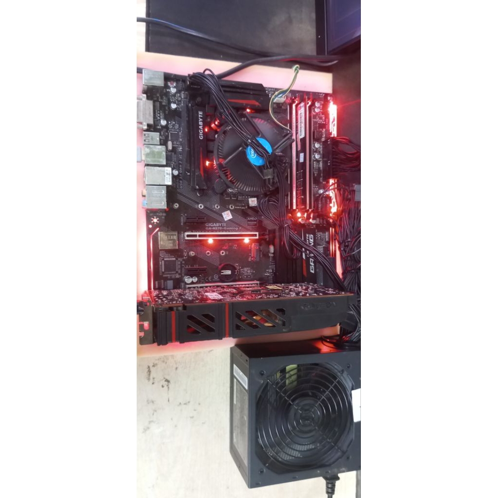 Motherboard H270-Gaming 3 + Procesor I5 Gen 7