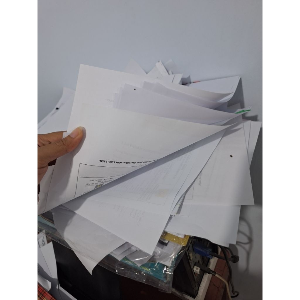 KERTAS BEKAS HVS 1 KG