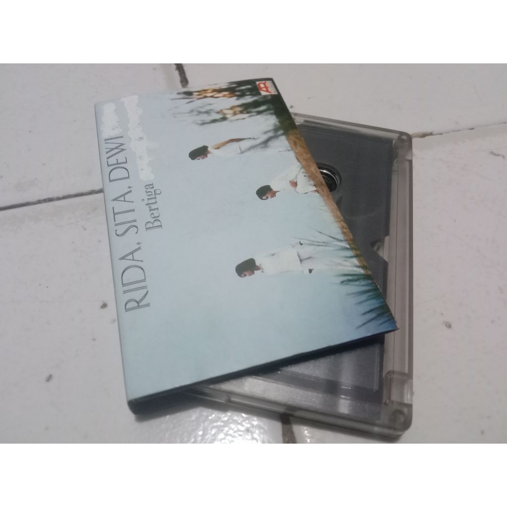 Kaset Pita Rida Sita Dewi Bertiga