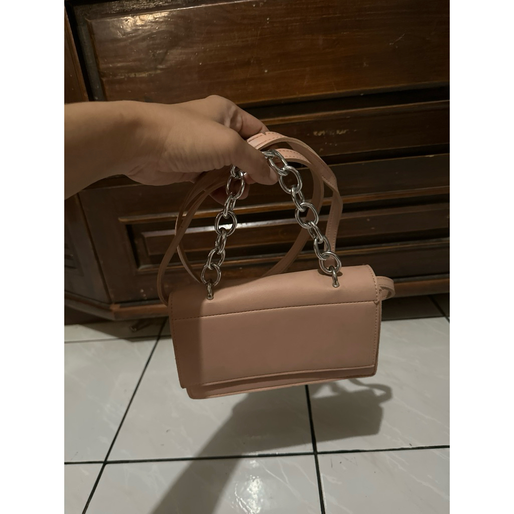 tas selempang miniso