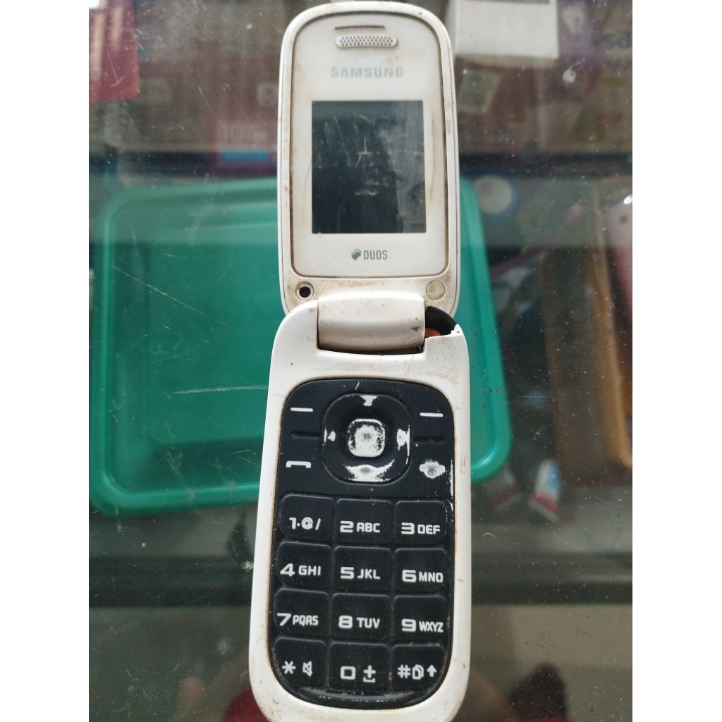HP Jadul Samsung Flip Mati Total Untuk Kanibalan/Spare part Service Kondisi sesuai Foto