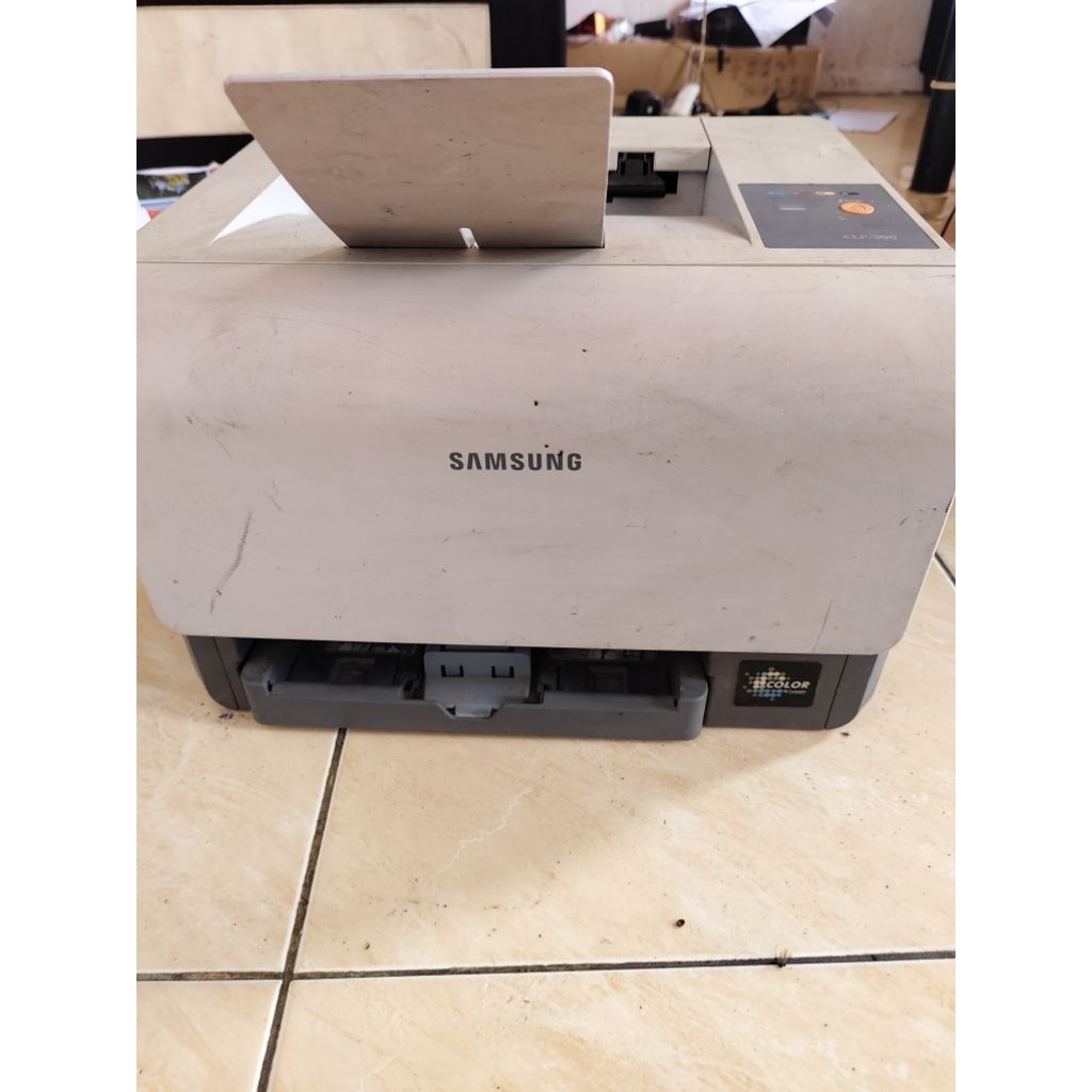 Printer Laser color samsung clp-300 mati tapi mesin nyala ex kantor