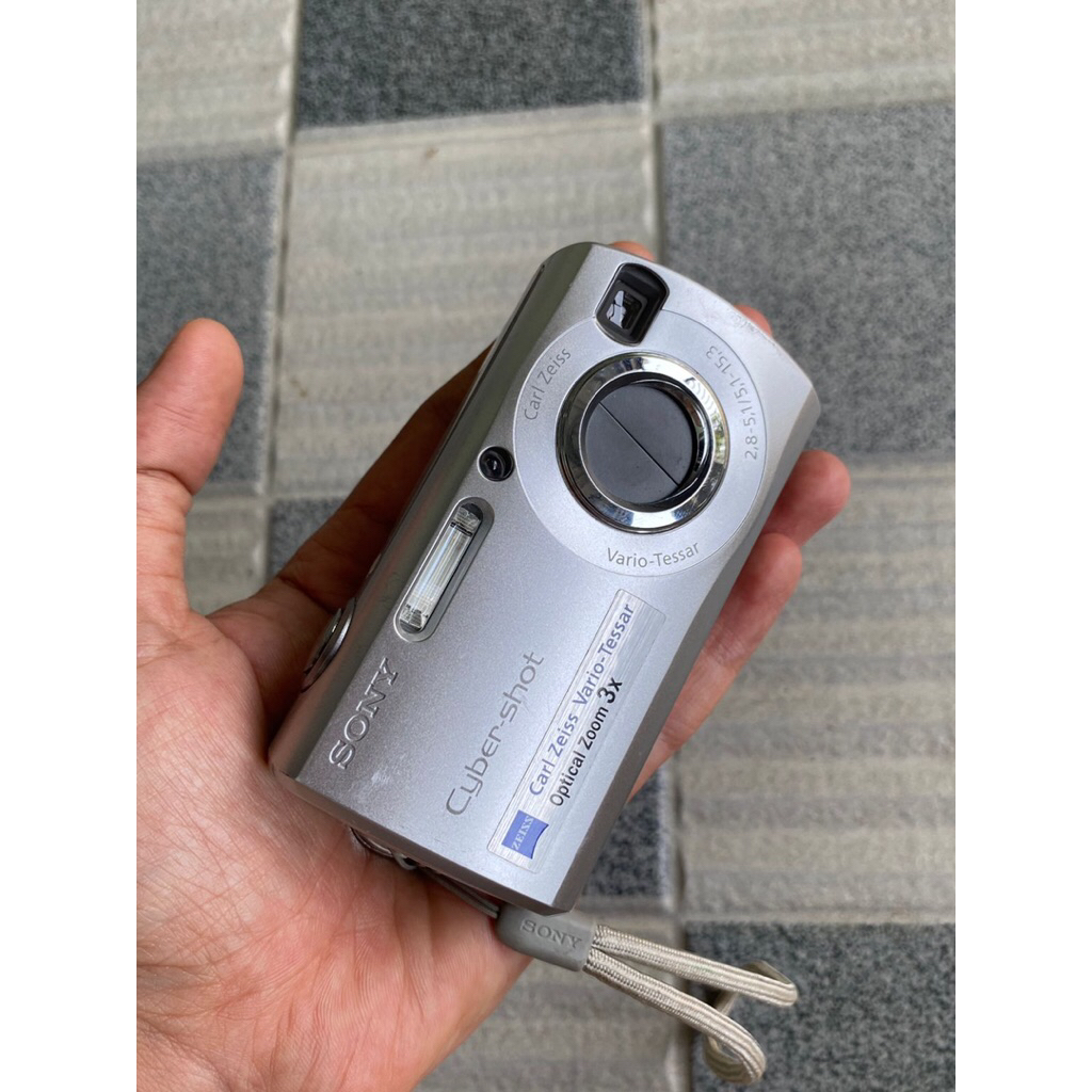 Kamera Digital/Pocket ~ Sony CyberShot DSC-S40