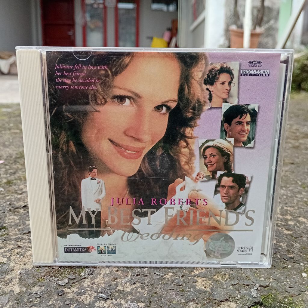 VCD My Best Friend's Wedding Julia Roberts (1997) Teks Indonesia Original TriStar Pictures VideoCD