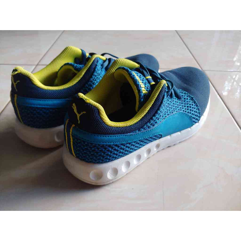 PUMA CARSON RUNNER RARE KNIT 18815001 edition sepatu fashion olahraga sport Lari senam bekas second