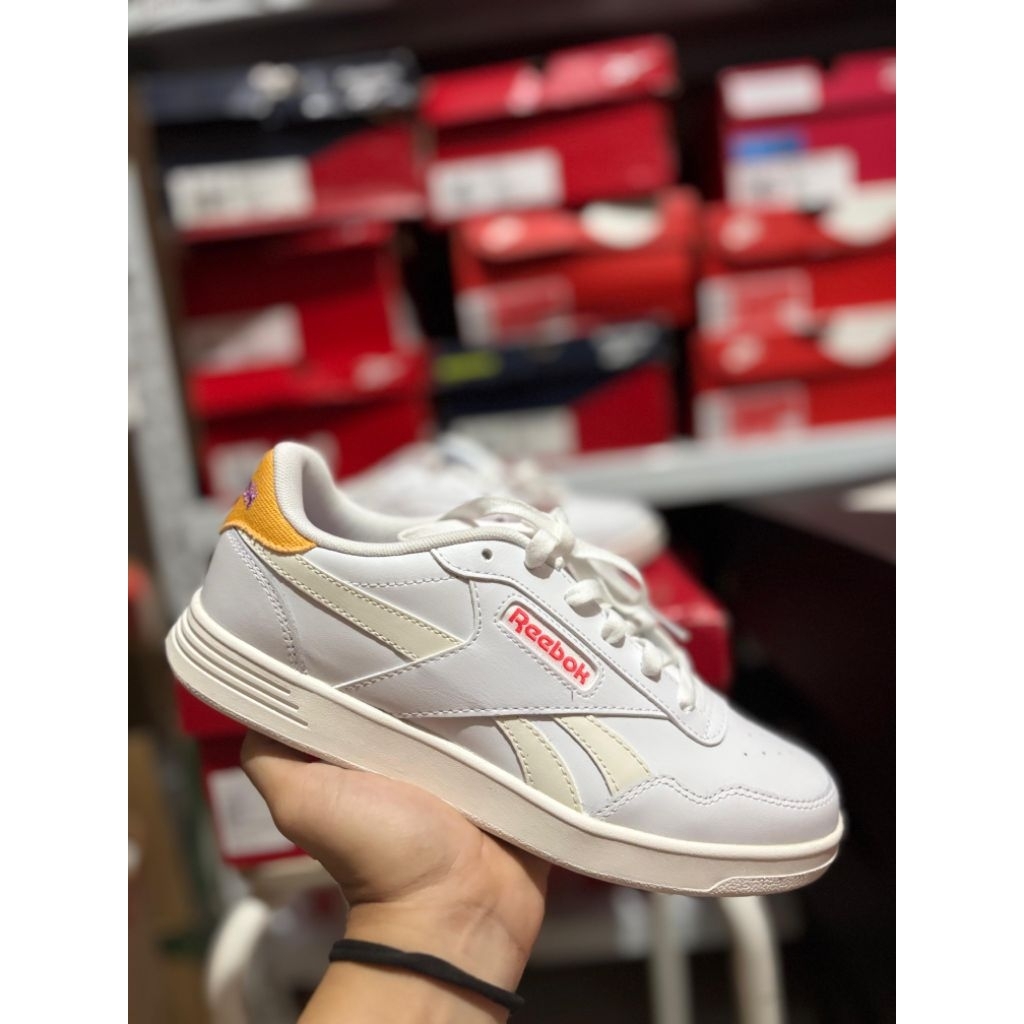 Reebok Court Advance