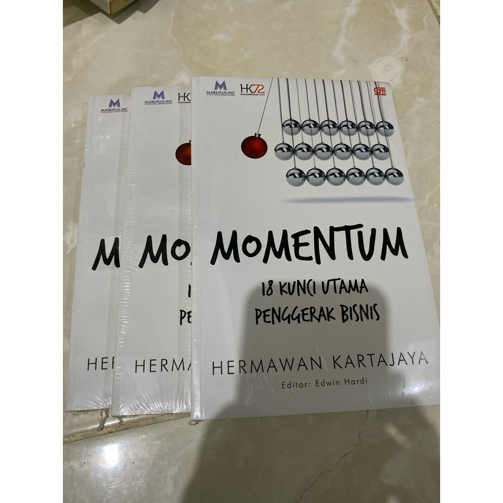 MOMENTUM 18 KUNCI UTAMA PENGGERAK BISNIS