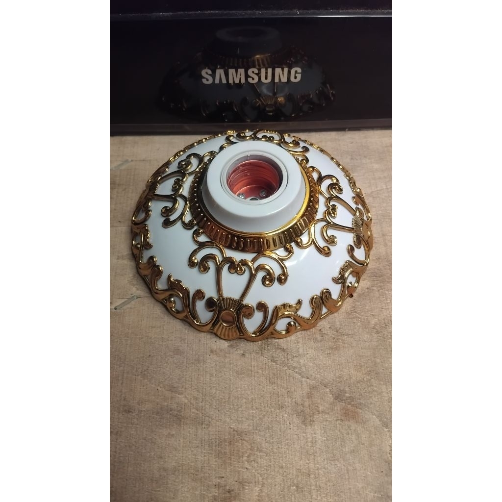 ~TokoKuuSerbaAda~Fitting Lampu Hias Plavon PVC Tempat Lampu Hias Motif Gypsum