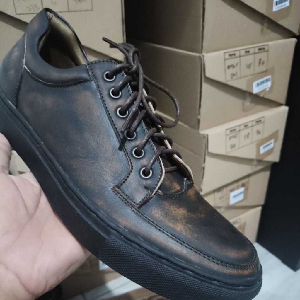 Sepatu Pria Kulit Original Sneakers Low Odon Cibaduyut