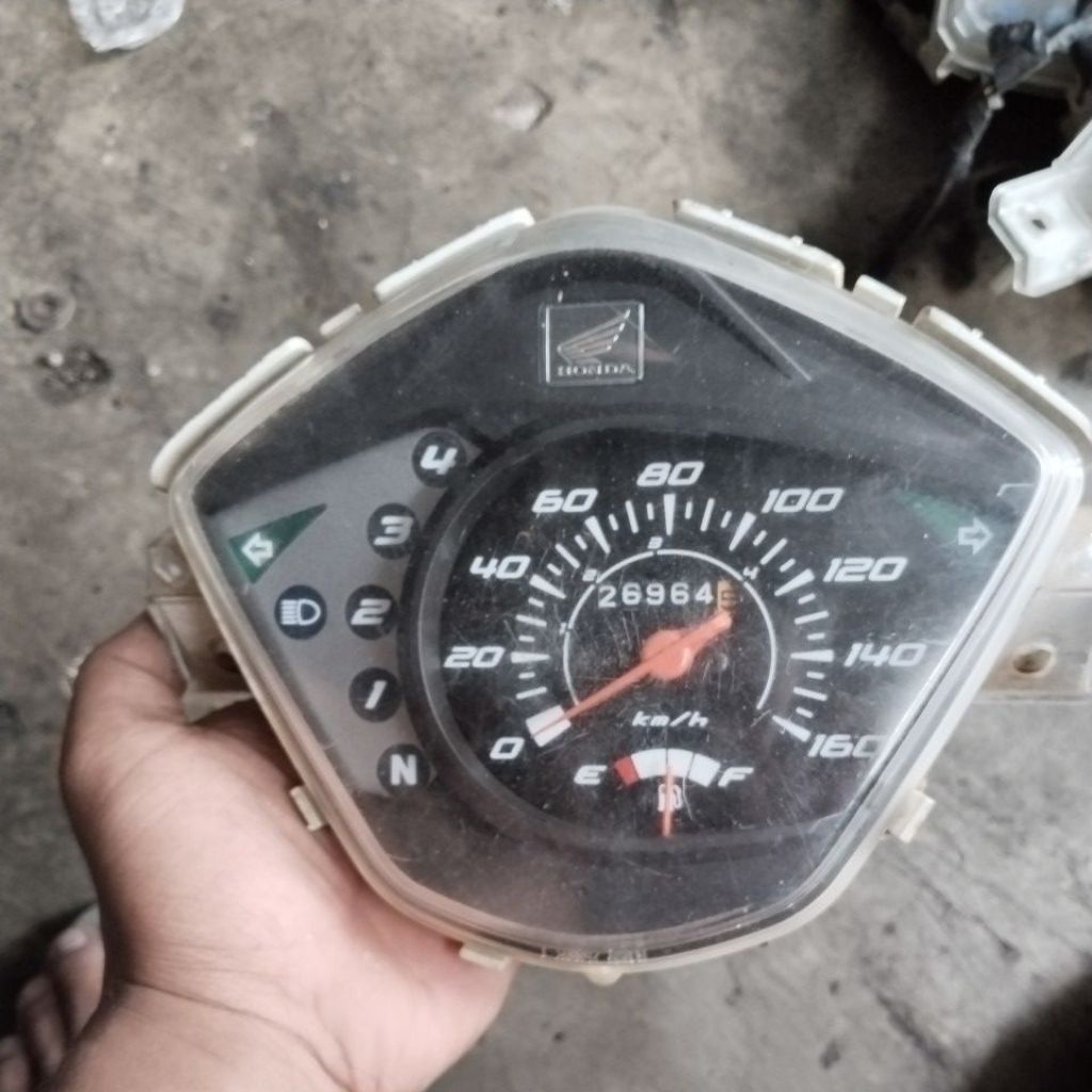 speedometer revo absolut 110 cc