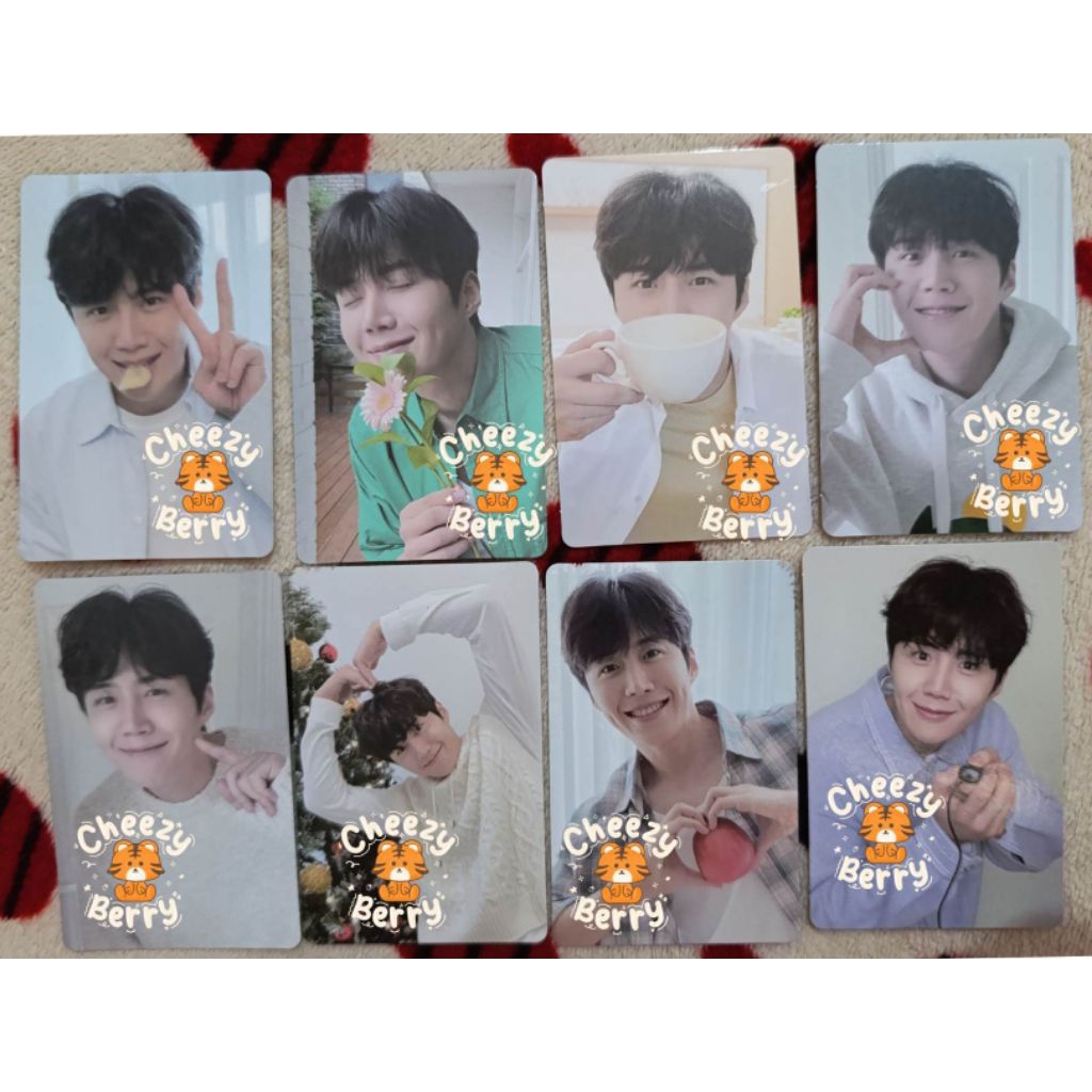 Photocard Kim Seon Ho Season Greeting 2023 | Postcard Kim SeonHo The Childe