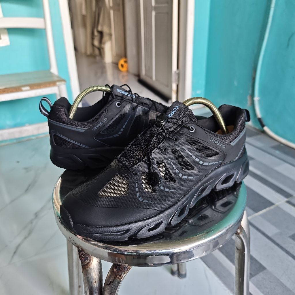 Sepatu Outdoor Toread Size 43 EUR