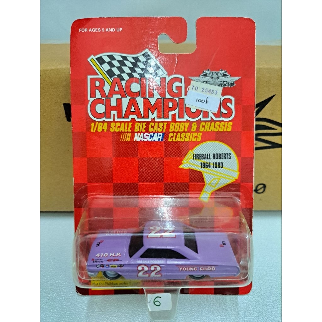 Racing Champions NASCAR Fireball Roberts 1964 Ford