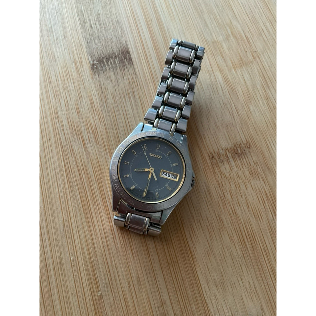 Seiko Jam Tangan Quartz 7N43 Rare Murah Baterai Bezel Asli Nyaman Digunakan Cocok Untuk Kolektor