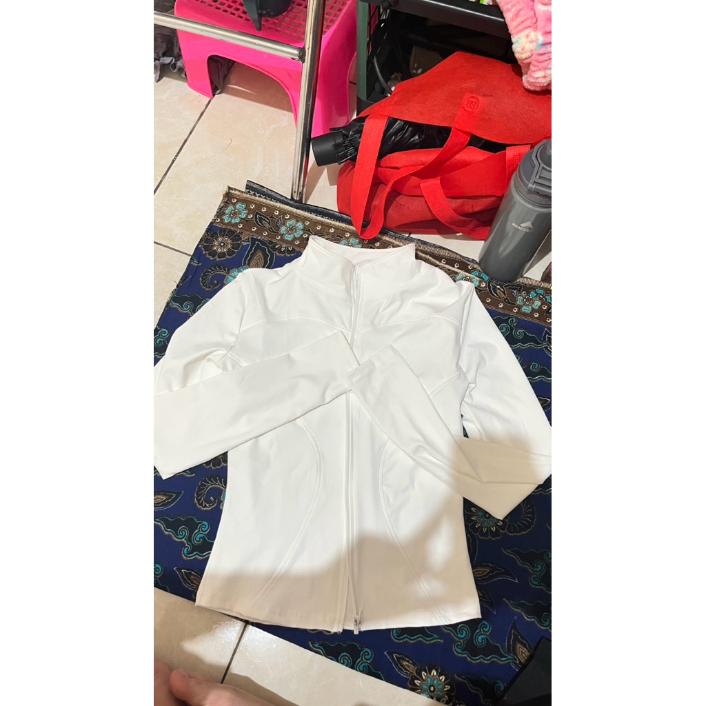 jaket olahraga anti UV || jaket lari, gym || outfit olahraga preloved