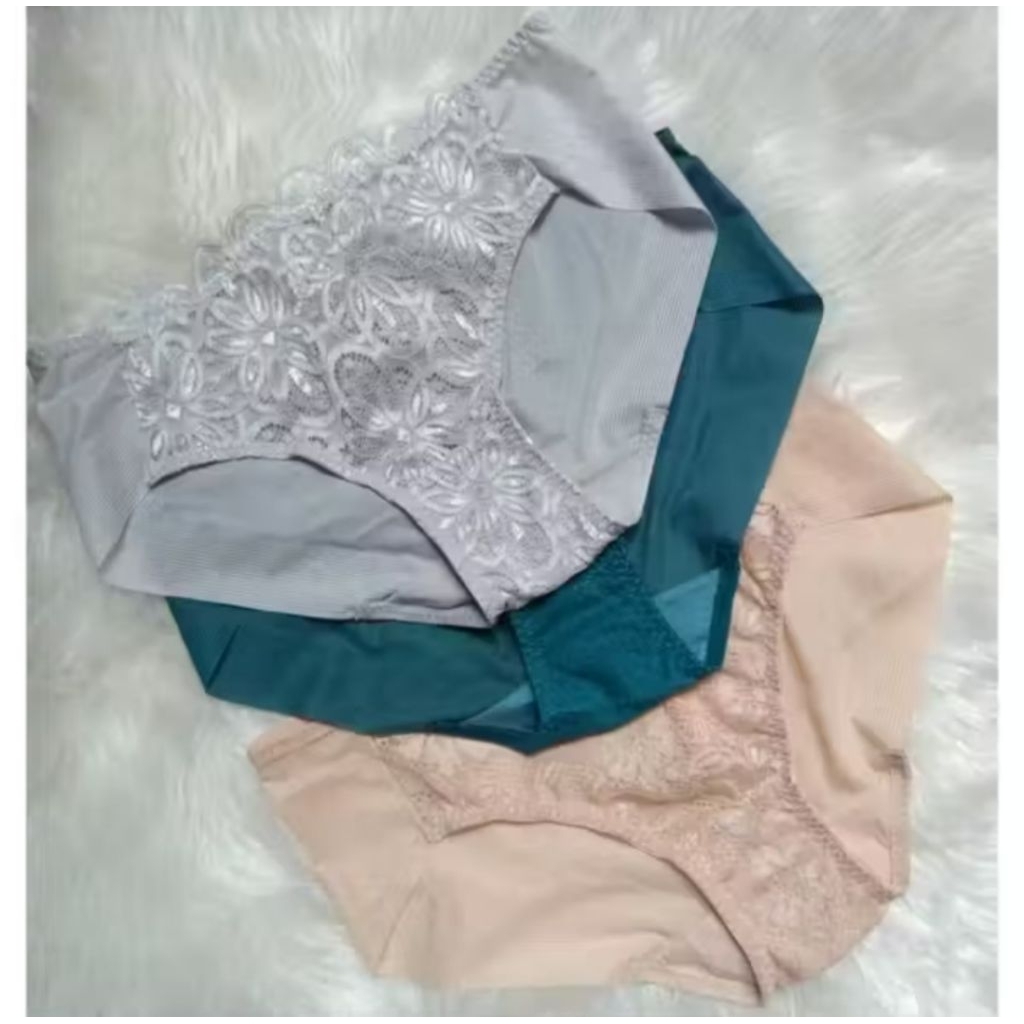CD/Panty Lace Skinfit FIL4 size S + CD sisa export TAKE ALL