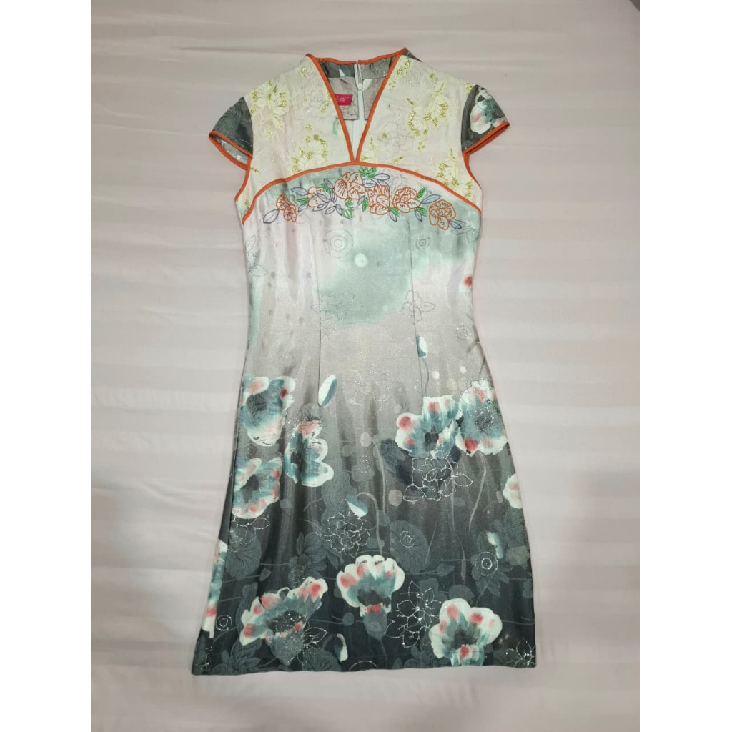 Preloved Baju Cheongsam/ Fashion Wanita Cheongsam Dress Chinese New Year