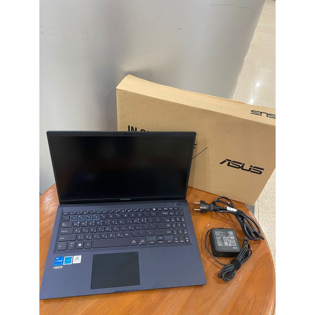 Laptop ASUS ExpertBook B1500CB Core i5 Gen12 Windows 10 Pro