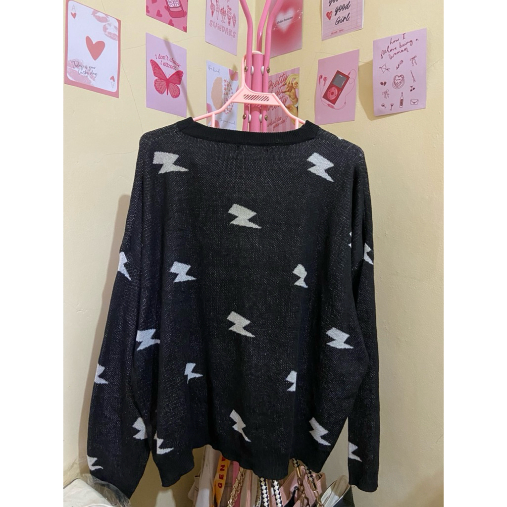Shein sweater hitam crewneck