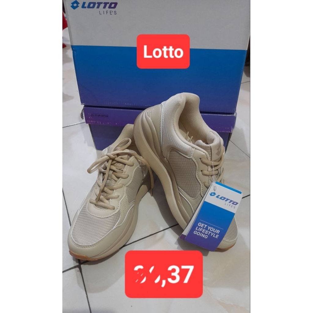 Sepatu wanita Lotto